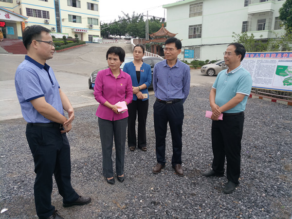 【头条】玉林市政府经济发展研究中心宁春泉到我院调研工作